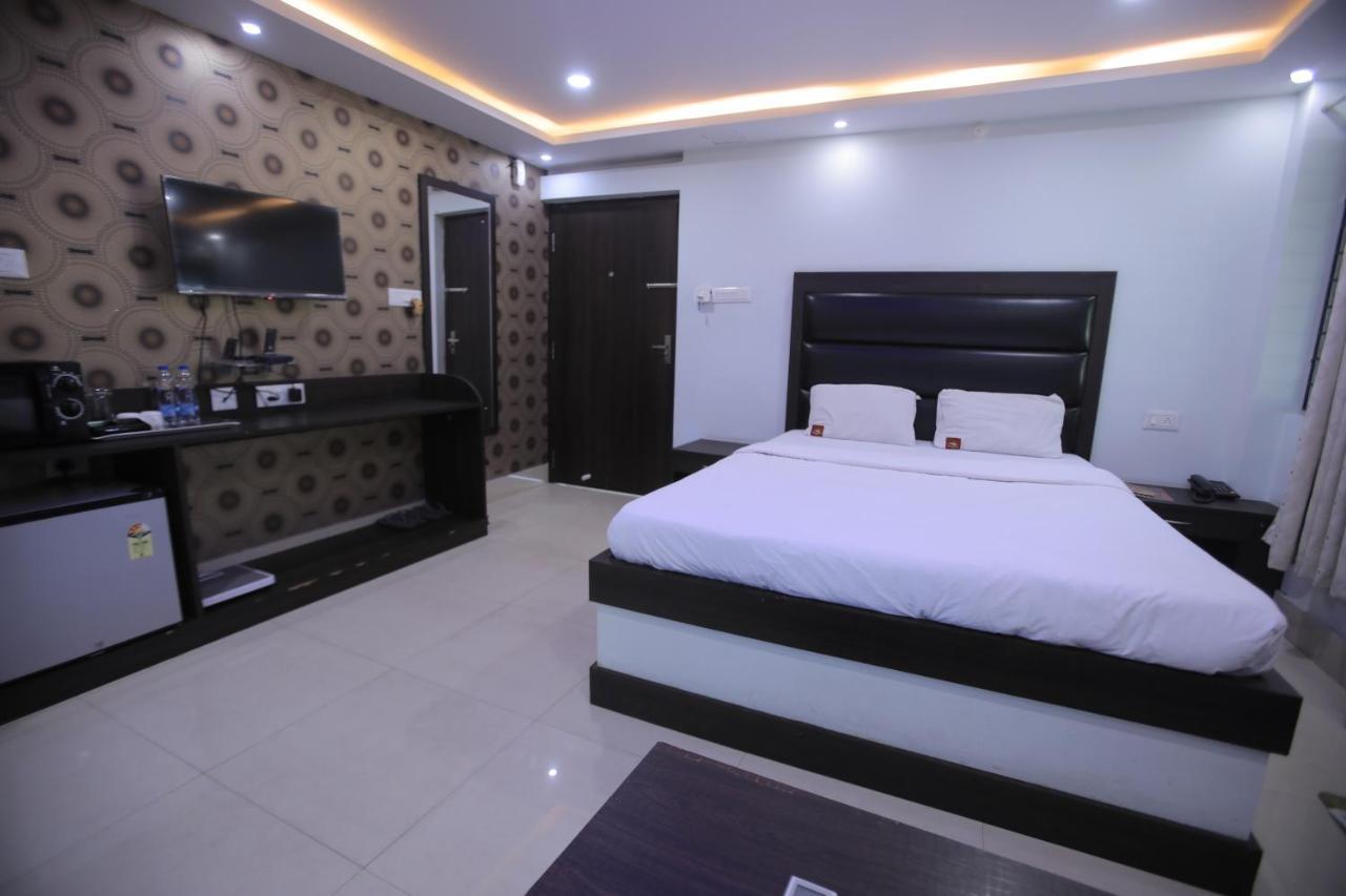 Solar Energy Park Hotel ดูร์กาปูร์ ภายนอก รูปภาพ